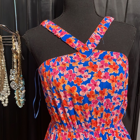 everyday skies are blue Dresses & Skirts - Barbie pink NWT maxi dress XS